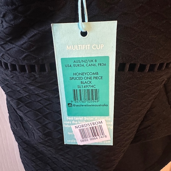 NWT Sea Level Australia Honeycomb Spliced One Piece - Black - Size 4 - Picture 4 of 9
